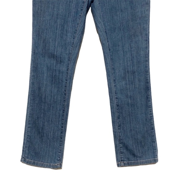 LL Bean Favorite Fit Straight Leg Jeans - Picture 5 of 13